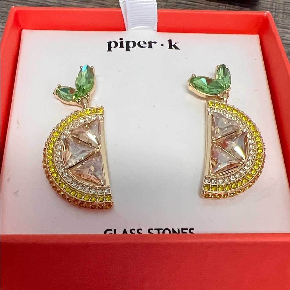 Piper K | Lemon Earrings 🍋 - Picture 4 of 5